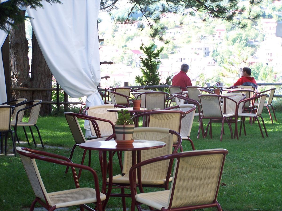 Valia Calda Hotel Perivoli エクステリア 写真